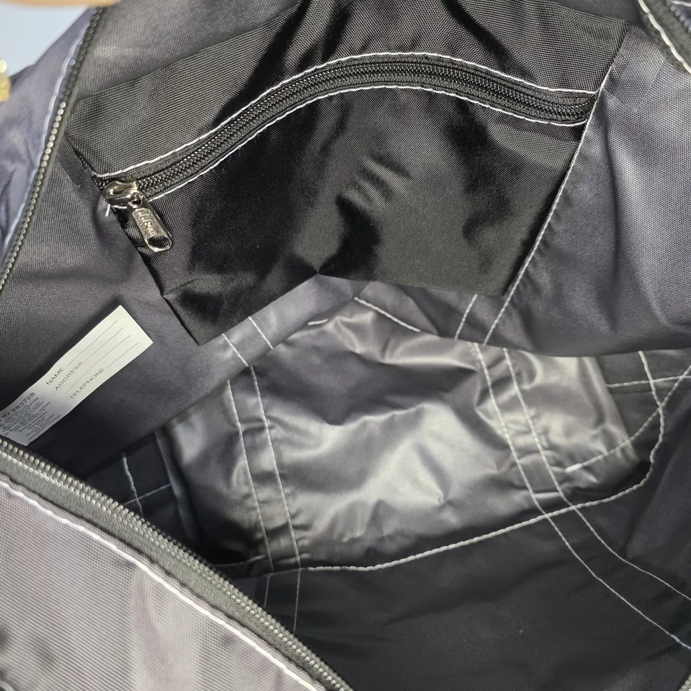 L.L. Bean Tote Bag - Gray Nylon - Unisex Travel /Gym Bag. - Picture 6 of 6